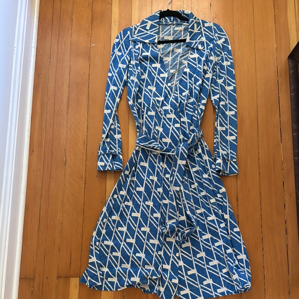 Vintage Blue and White Patterned Wrap Dress
